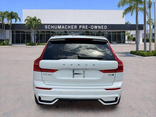 Crystal White Metallic 2024 Volvo XC60 B5 Plus Dark Theme
