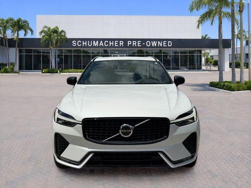 Crystal White Metallic 2024 Volvo XC60 B5 Plus Dark Theme
