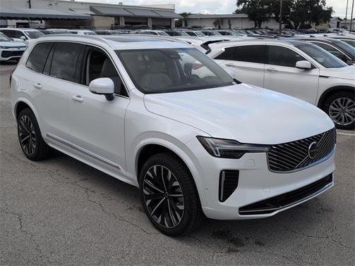 2026 Volvo XC90 B6 Ultra 7-Seater