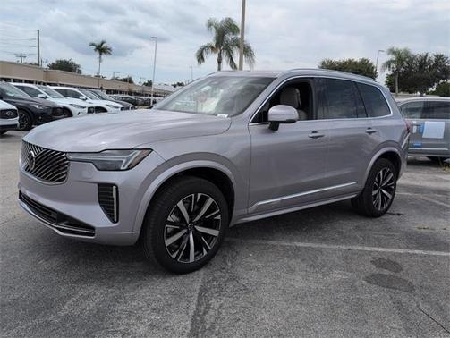 2026 Volvo XC90 B5 Core