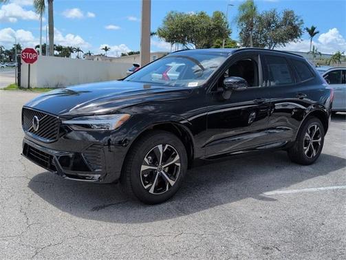 2026 Volvo XC60 B5 Core