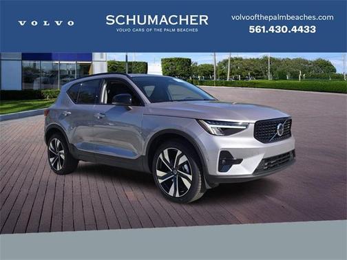 2026 Volvo XC40 B4 Plus