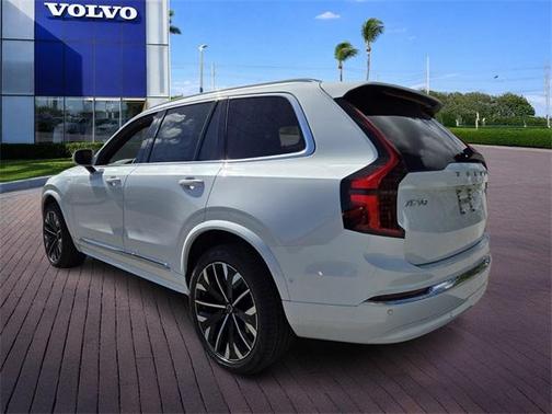 2026 Volvo XC90 Plug-In Hybrid T8 Plus 7-Seater