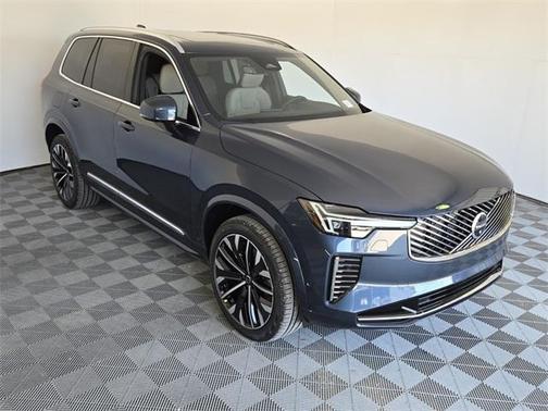 2025 Volvo XC90 B6 Plus 7-Seater