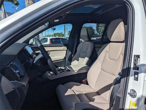 2026 Volvo XC90 B6 Ultra 7-Seater