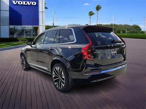 2026 Volvo XC90 B5 Ultra 7-Seater