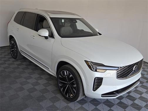 2025 Volvo XC90 Plug-In Hybrid T8 Plus 7-Seater