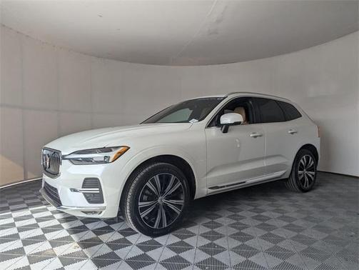 2022 Volvo XC60 B6 Inscription