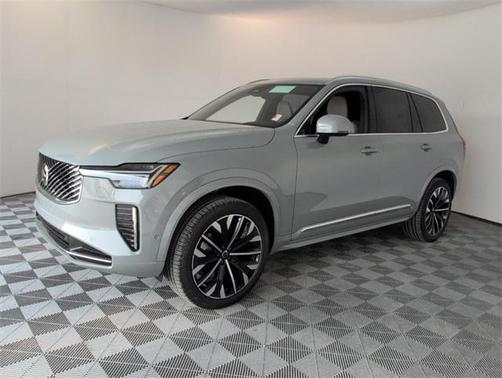 2026 Volvo XC90 B6 Plus 7-Seater