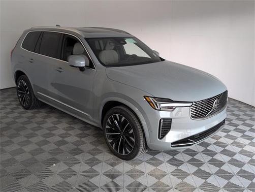 2026 Volvo XC90 B6 Plus 7-Seater