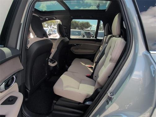 2026 Volvo XC90 B5 Core