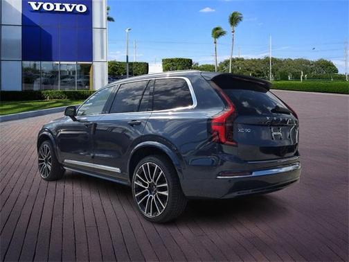 2026 Volvo XC90 B6 Ultra 6-Seater
