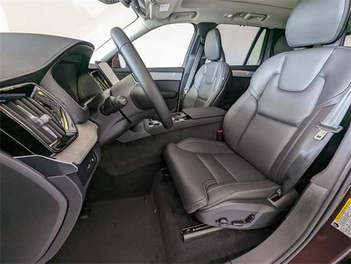 2025 Volvo XC90 Plug-In Hybrid T8 Ultra 7-Seater