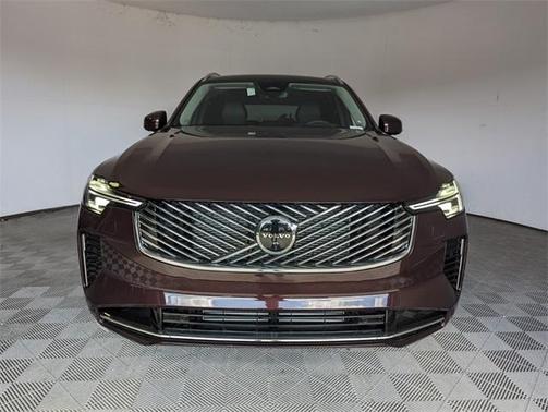 2025 Volvo XC90 Plug-In Hybrid T8 Ultra 7-Seater