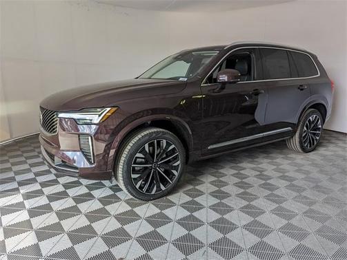 2025 Volvo XC90 Plug-In Hybrid T8 Ultra 7-Seater