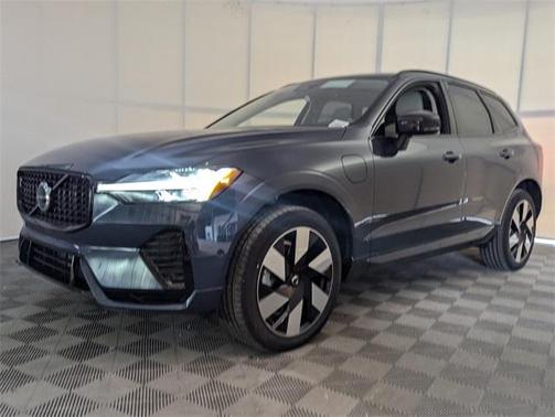 2025 Volvo XC60 Plug-In Hybrid T8 Plus