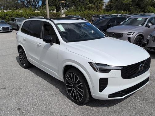 2026 Volvo XC90 B6 Ultra Dark Theme 7-Seater
