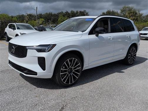 2026 Volvo XC90 B6 Ultra Dark Theme 7-Seater