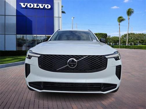 2026 Volvo XC90 B6 Ultra Dark Theme 7-Seater