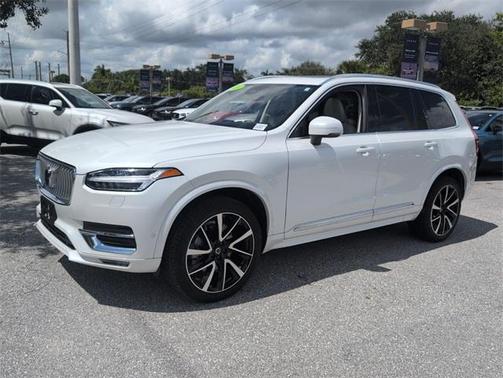 2024 Volvo XC90 B6 Ultimate Bright Theme 6-Seater