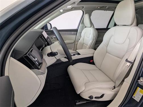 2026 Volvo XC90 B6 Ultra 7-Seater