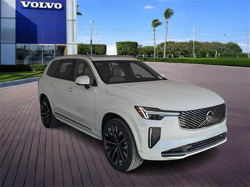 2026 Volvo XC90 B6 Ultra 7-Seater