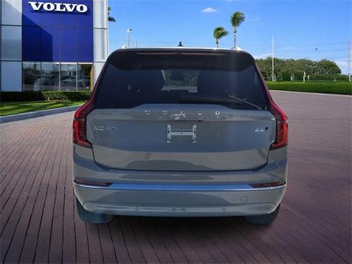 2026 Volvo XC90 B6 Plus 7-Seater