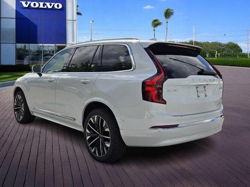 2026 Volvo XC90 B6 Ultra 7-Seater