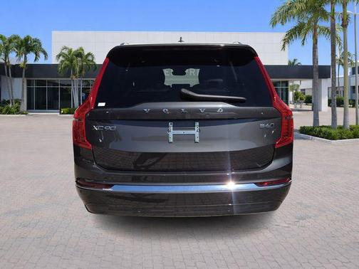 Platinum Gray Metallic 2024 Volvo XC90 B6 Ultimate Bright Theme 7-Seater