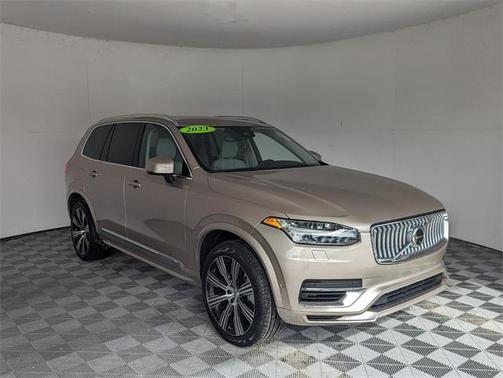 2023 Volvo XC90 Recharge Plug-In Hybrid T8 Plus 6 Passenger