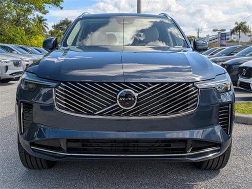 2026 Volvo XC90 B6 Ultra 7-Seater