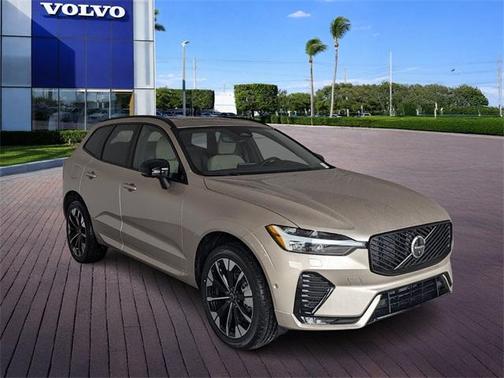 2026 Volvo XC60 B5 Plus