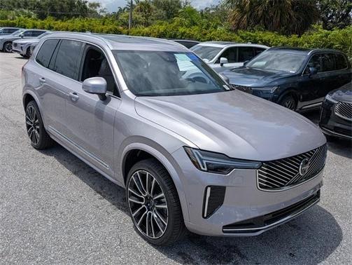 2026 Volvo XC90 B6 Plus 6-Seater