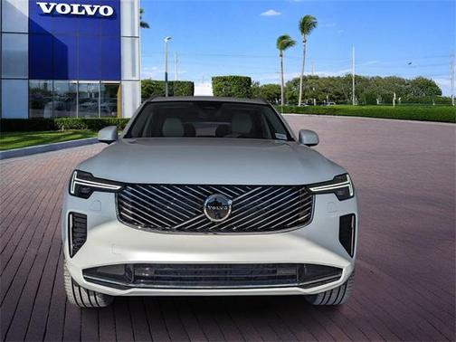 2026 Volvo XC90 B6 Ultra 7-Seater