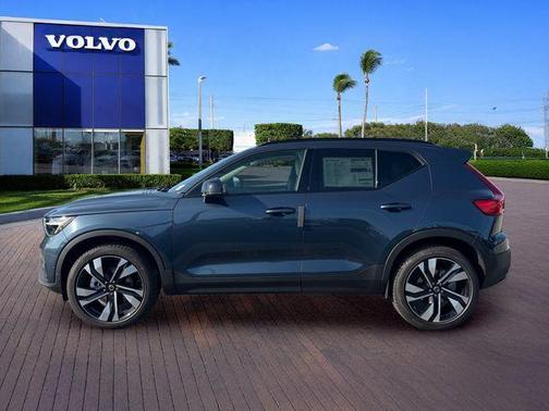 Denim Blue 2026 Volvo XC40 B4 Plus