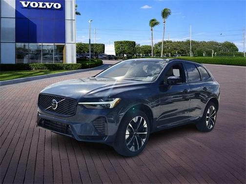 2026 Volvo XC60 Plug-In Hybrid T8 Plus