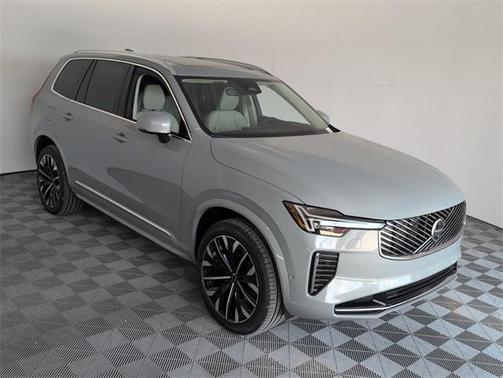 2026 Volvo XC90 T8 ULTRA