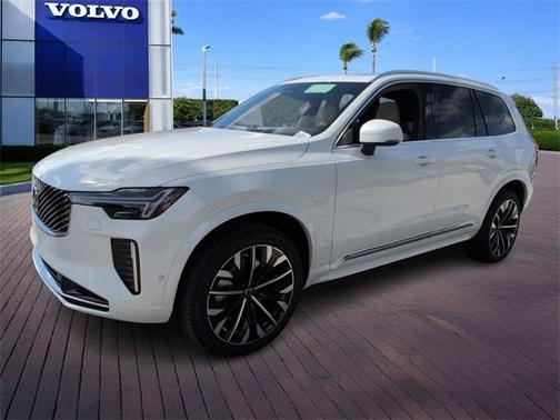 2026 Volvo XC90 B6 Plus 7-Seater