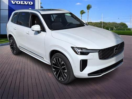 2026 Volvo XC90 B6 Plus 7-Seater
