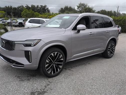 2026 Volvo XC90 B6 Plus 7-Seater