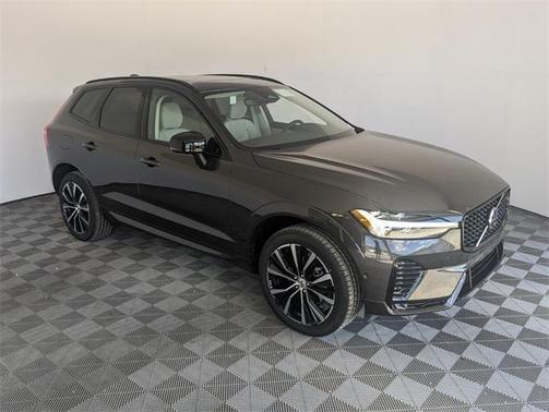 2025 Volvo XC60 B5 Plus