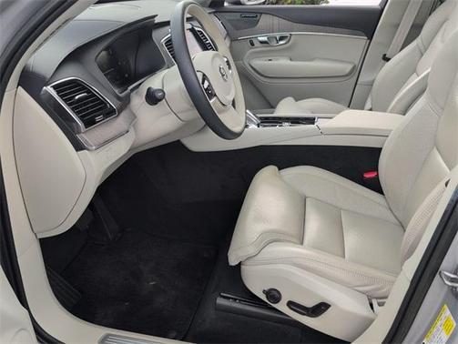 2023 Volvo XC90 B6 Ultimate 7-Seater