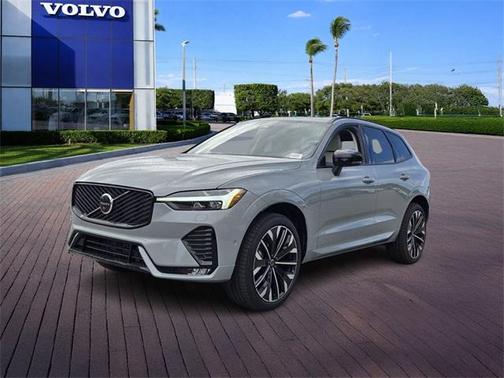 2026 Volvo XC60 B5 Ultra