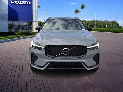 2026 Volvo XC60 B5 Ultra