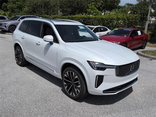 2026 Volvo XC90 B6 Plus 7-Seater
