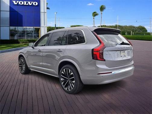 2026 Volvo XC90 B6 Ultra 7-Seater