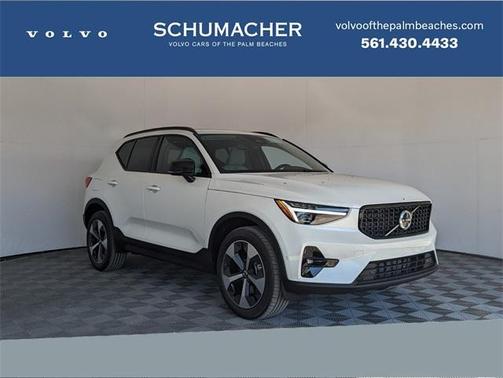 2026 Volvo XC40 B5 Plus