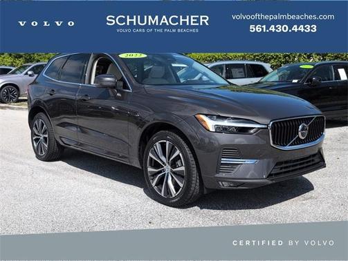 2022 Volvo XC60 B5 Momentum