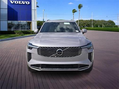 2026 Volvo XC90 B6 Plus 7-Seater