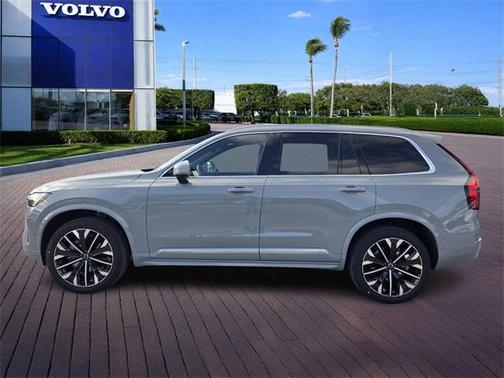 2026 Volvo XC90 B6 Plus 7-Seater